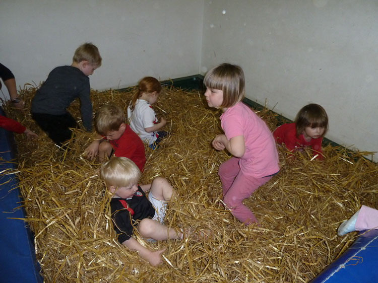 %_tempFileName2016-04-05-Osterfest_(4)%