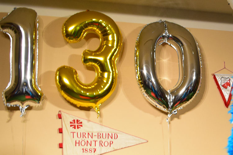 %_tempFileName2017-10-07-Jubilaeums-Fest_(01)%