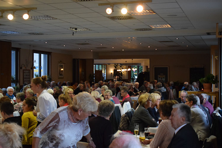 %_tempFileName2017-10-07-Jubilaeums-Fest_(02)%