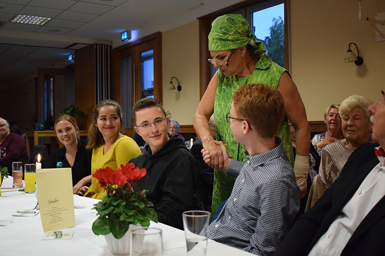 %_tempFileName2017-10-07-Jubilaeums-Fest_(11)%