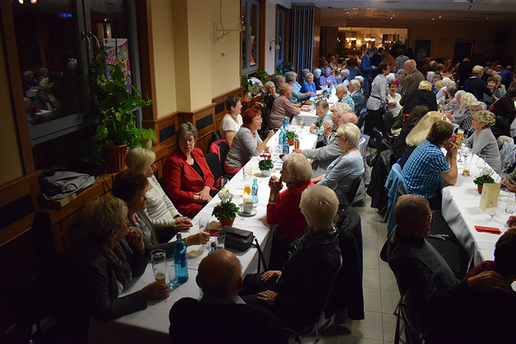 %_tempFileName2017-10-07-Jubilaeums-Fest_(15)%