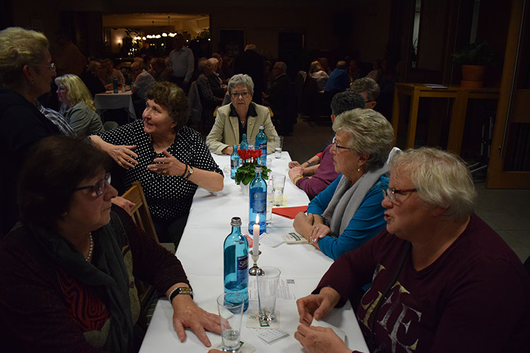 %_tempFileName2017-10-07-Jubilaeums-Fest_(18)%