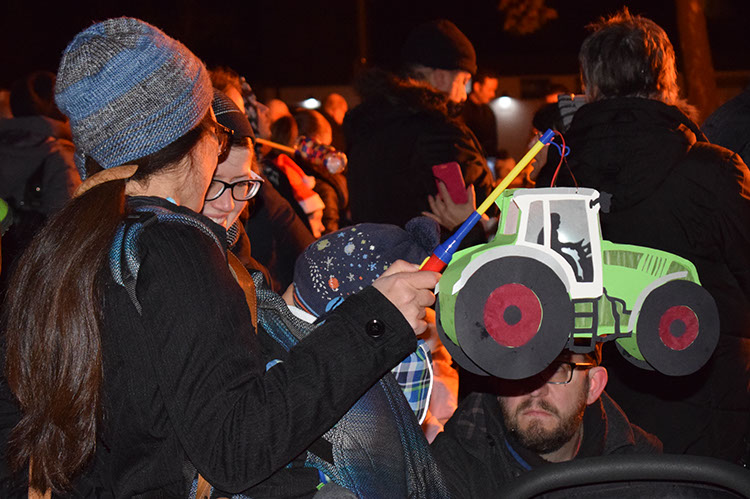 %_tempFileName2017-11-17_Laterne_(11)%