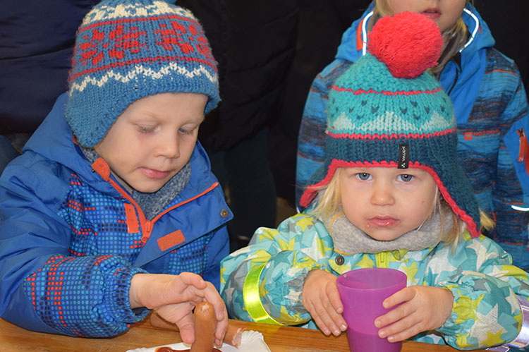 %_tempFileName2017-11-17_Laterne_(73)%