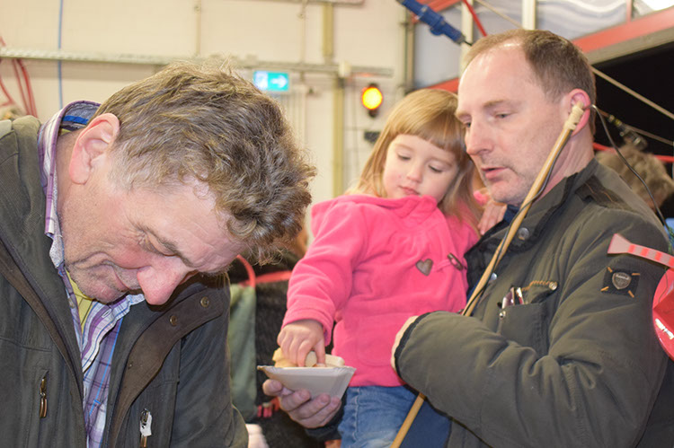 %_tempFileName2017-11-17_Laterne_(79)%