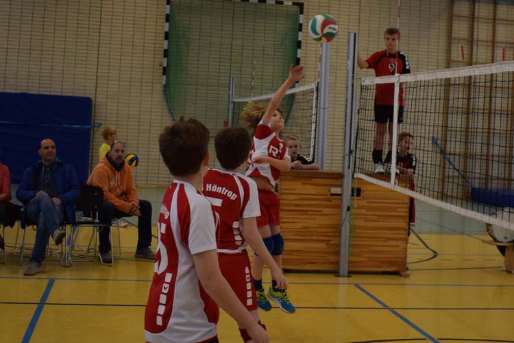 2016-11-19_mU13_(05)